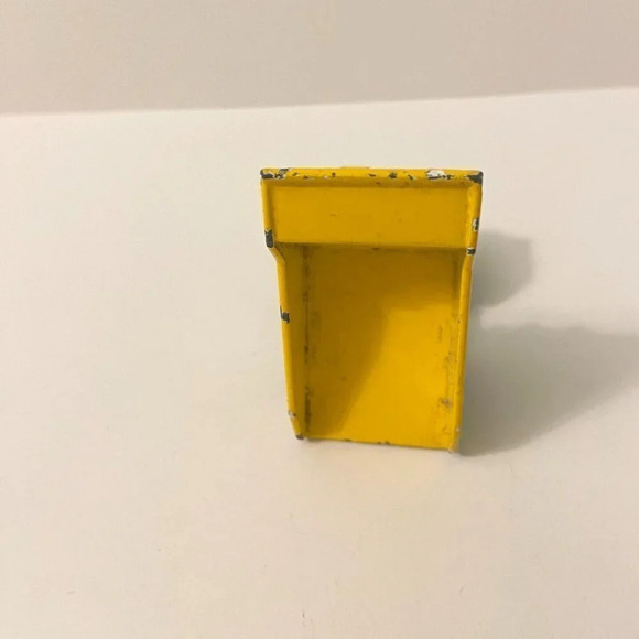 Vintage 1979 Hot Wheels Yellow Construction Dump Truck Mattel Malaysia - Picture 7 of 10